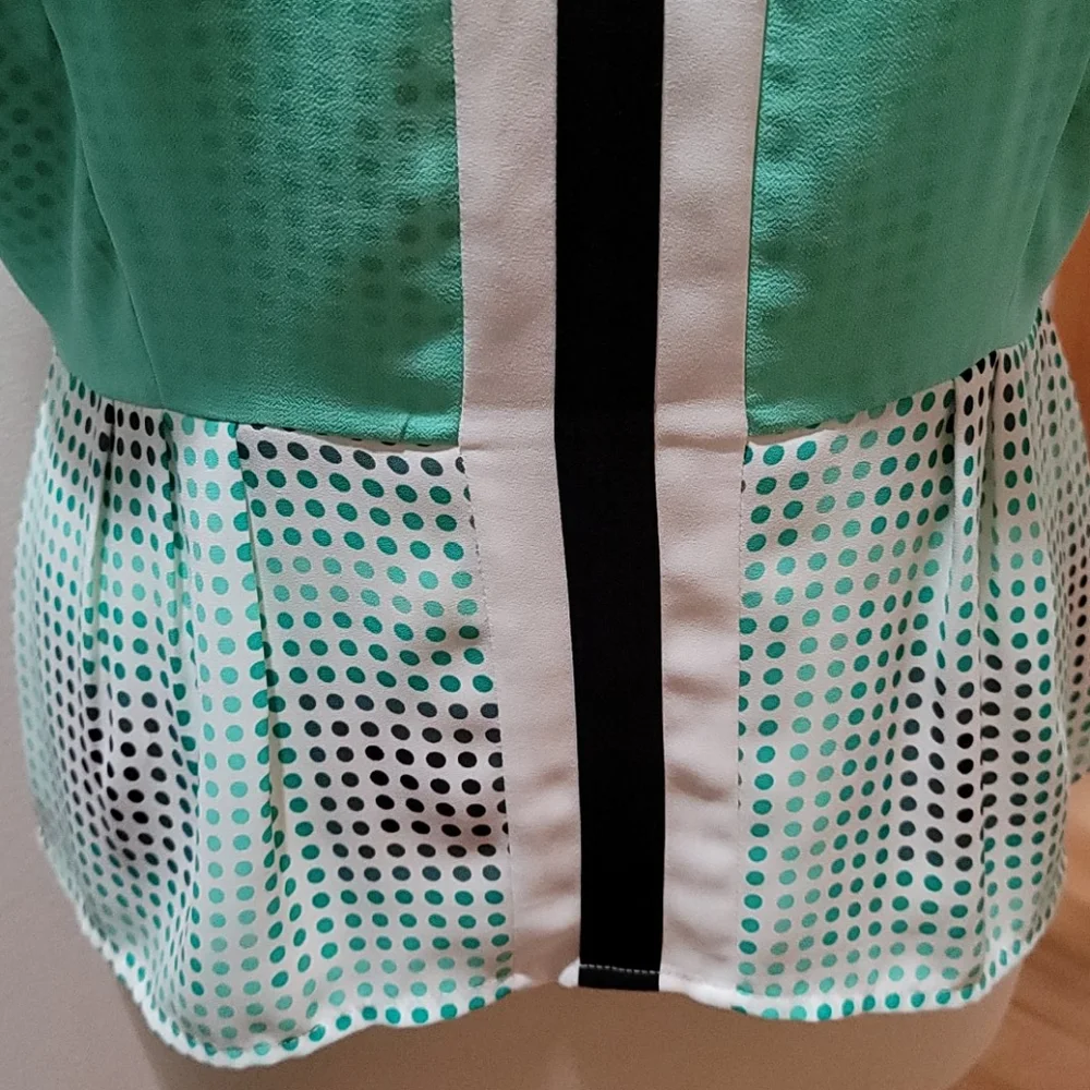 HALOGEN SMALL SLEEVELESS TOP POLK DOT MIX PRINT ZIP UP BACK MINIMALIST BLOUSE - Picture 3 of 11